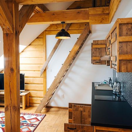Nestville Apartments Hniezdne Dış mekan fotoğraf