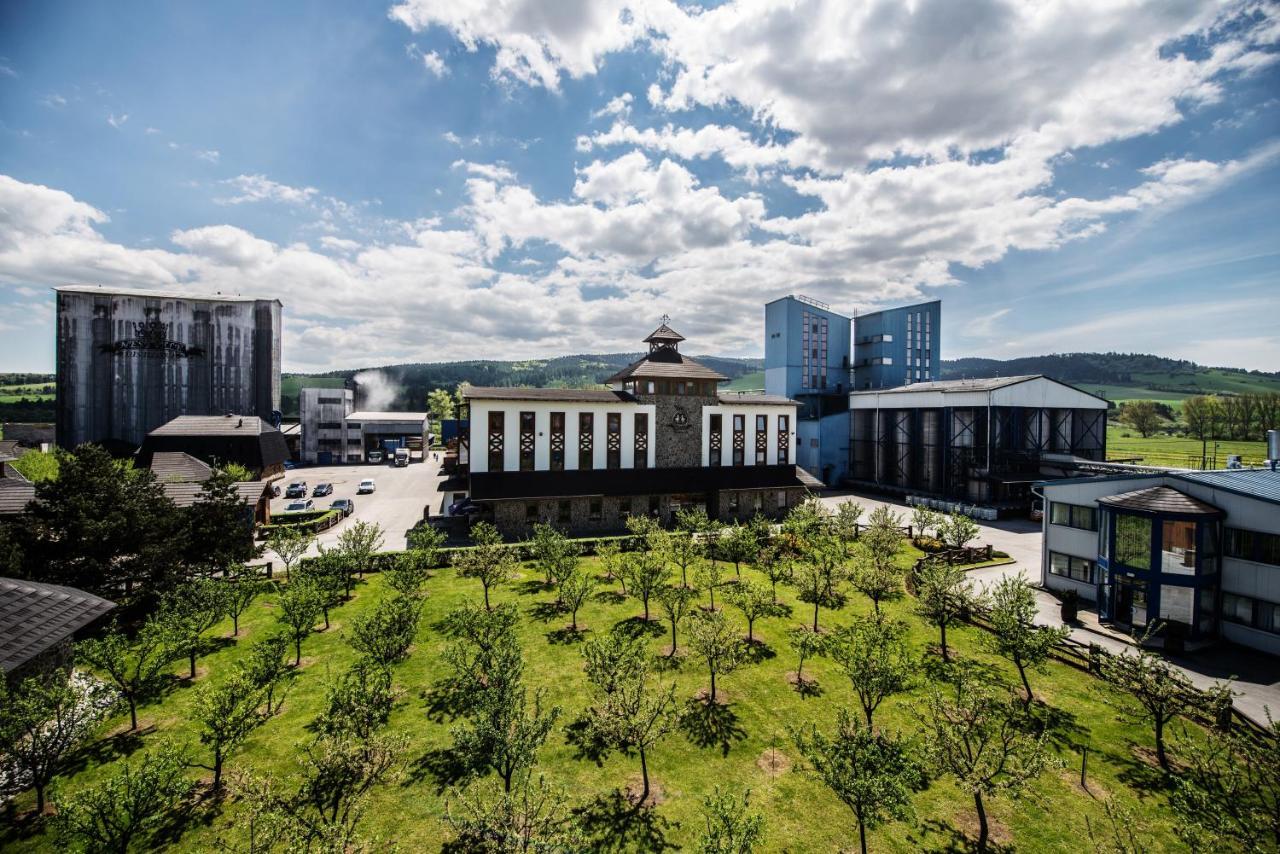 Nestville Apartments Hniezdne Dış mekan fotoğraf