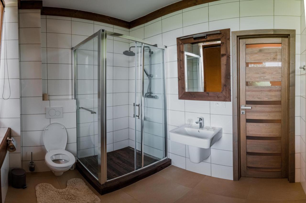 Nestville Apartments Hniezdne Dış mekan fotoğraf