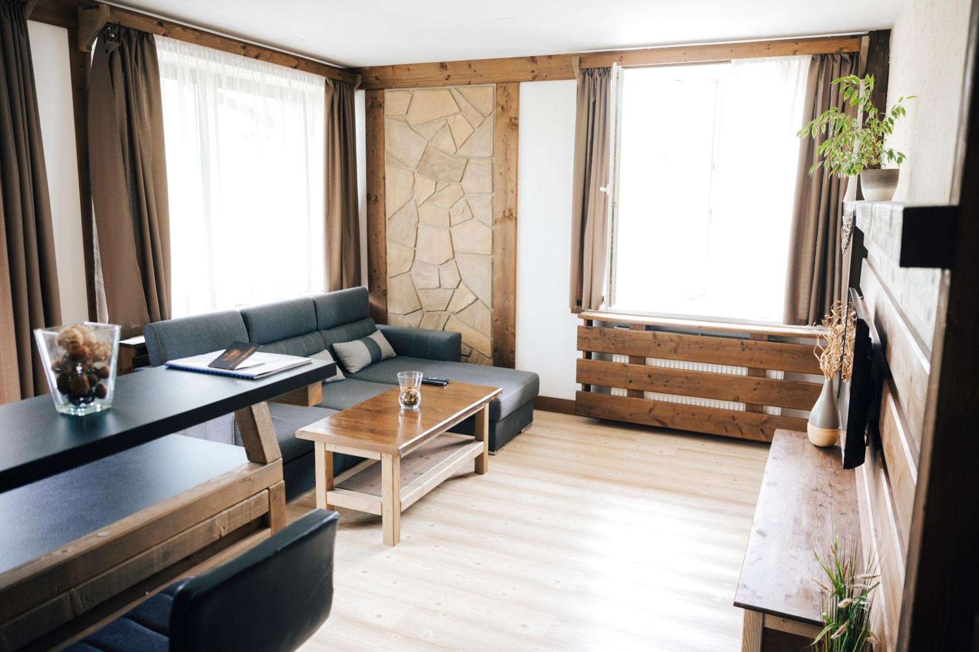 Nestville Apartments Hniezdne Dış mekan fotoğraf