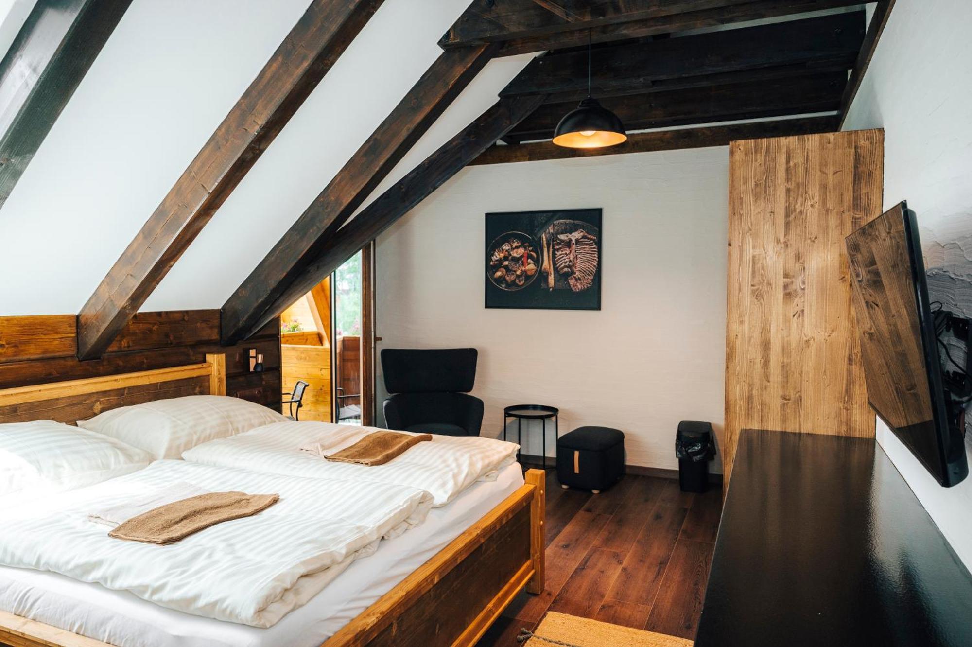 Nestville Apartments Hniezdne Dış mekan fotoğraf