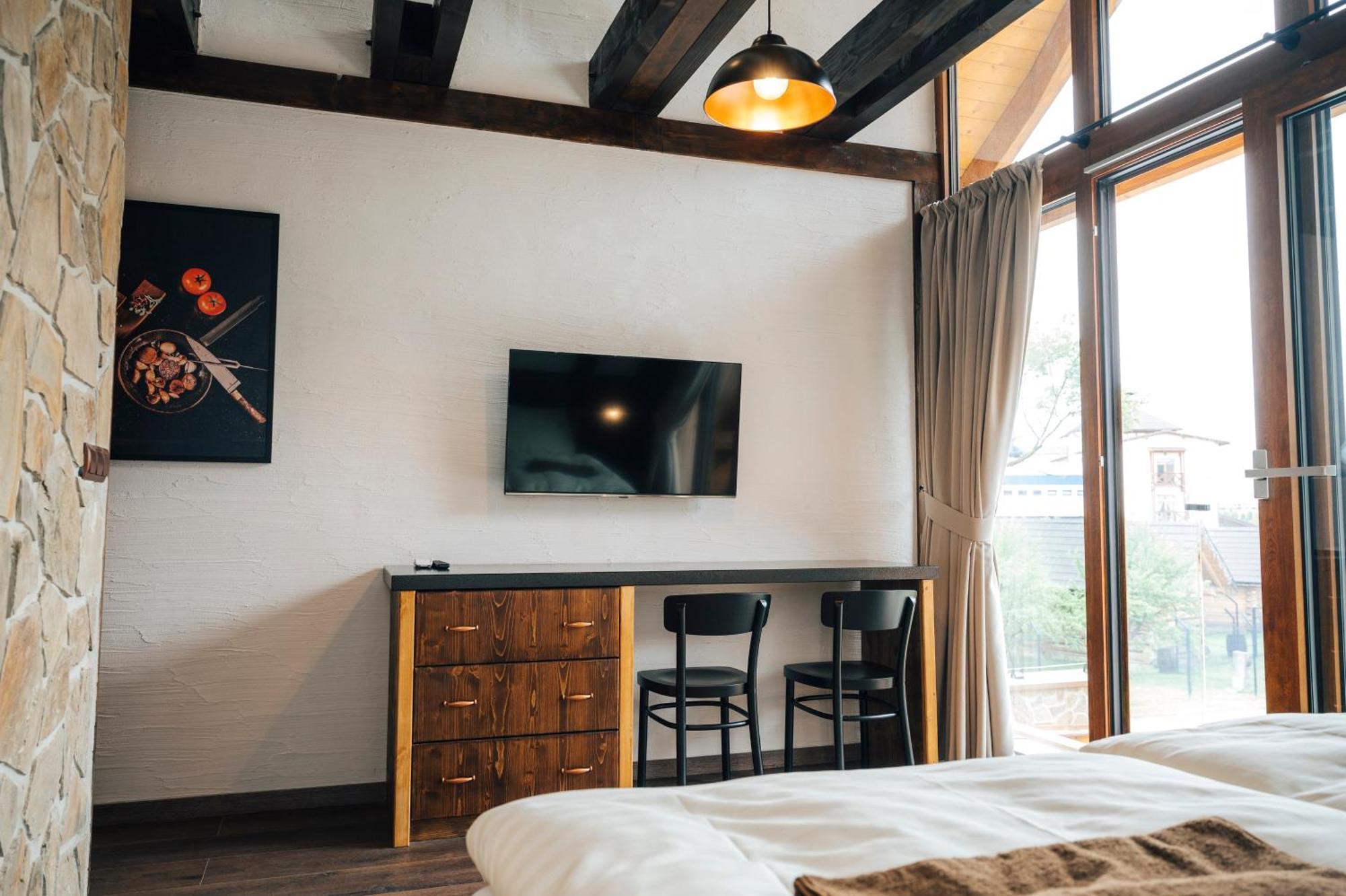Nestville Apartments Hniezdne Dış mekan fotoğraf