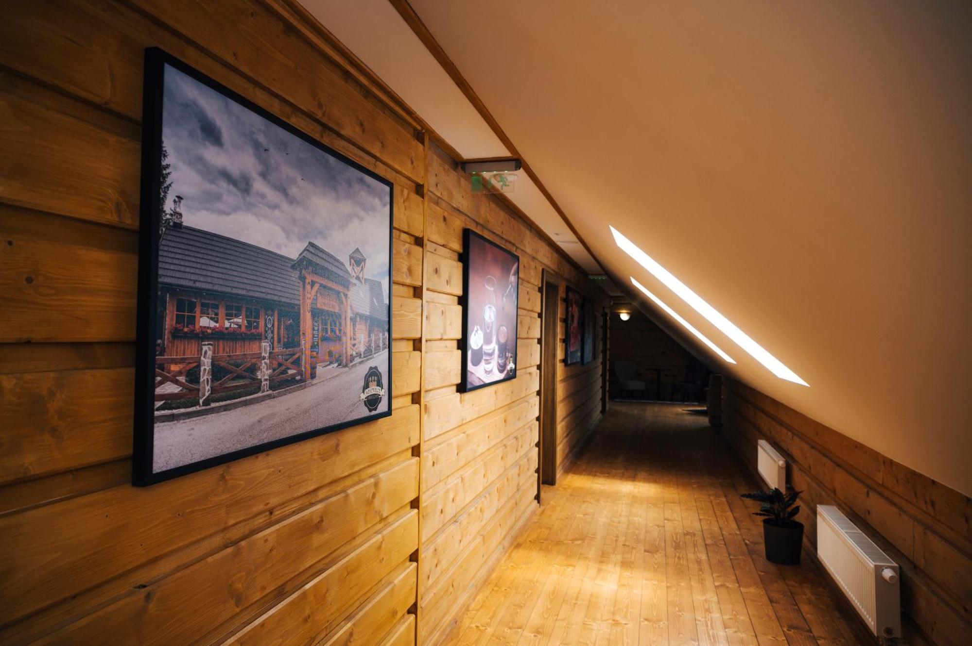 Nestville Apartments Hniezdne Dış mekan fotoğraf