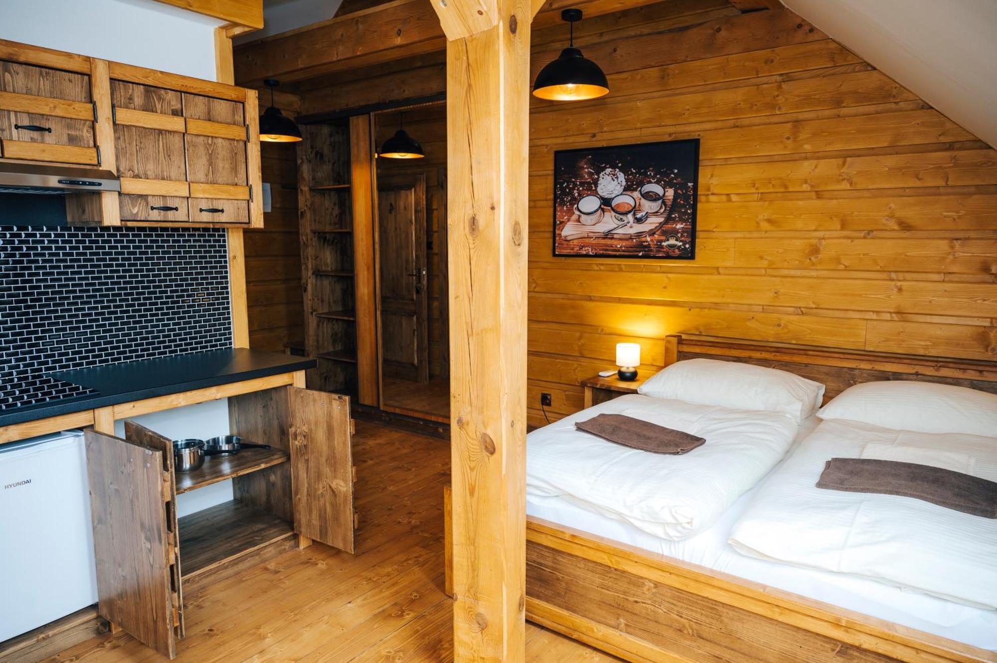 Nestville Apartments Hniezdne Dış mekan fotoğraf