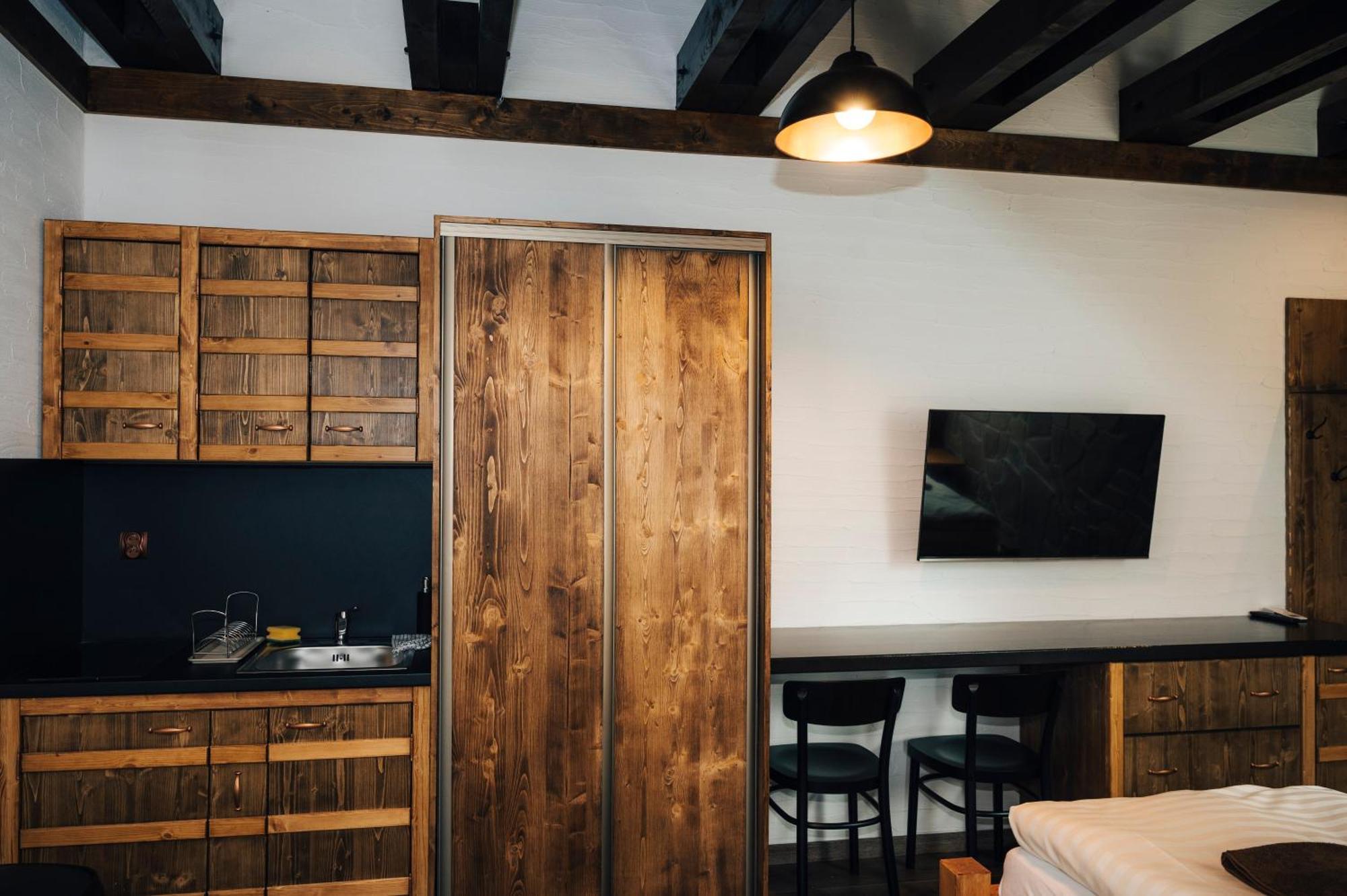 Nestville Apartments Hniezdne Dış mekan fotoğraf