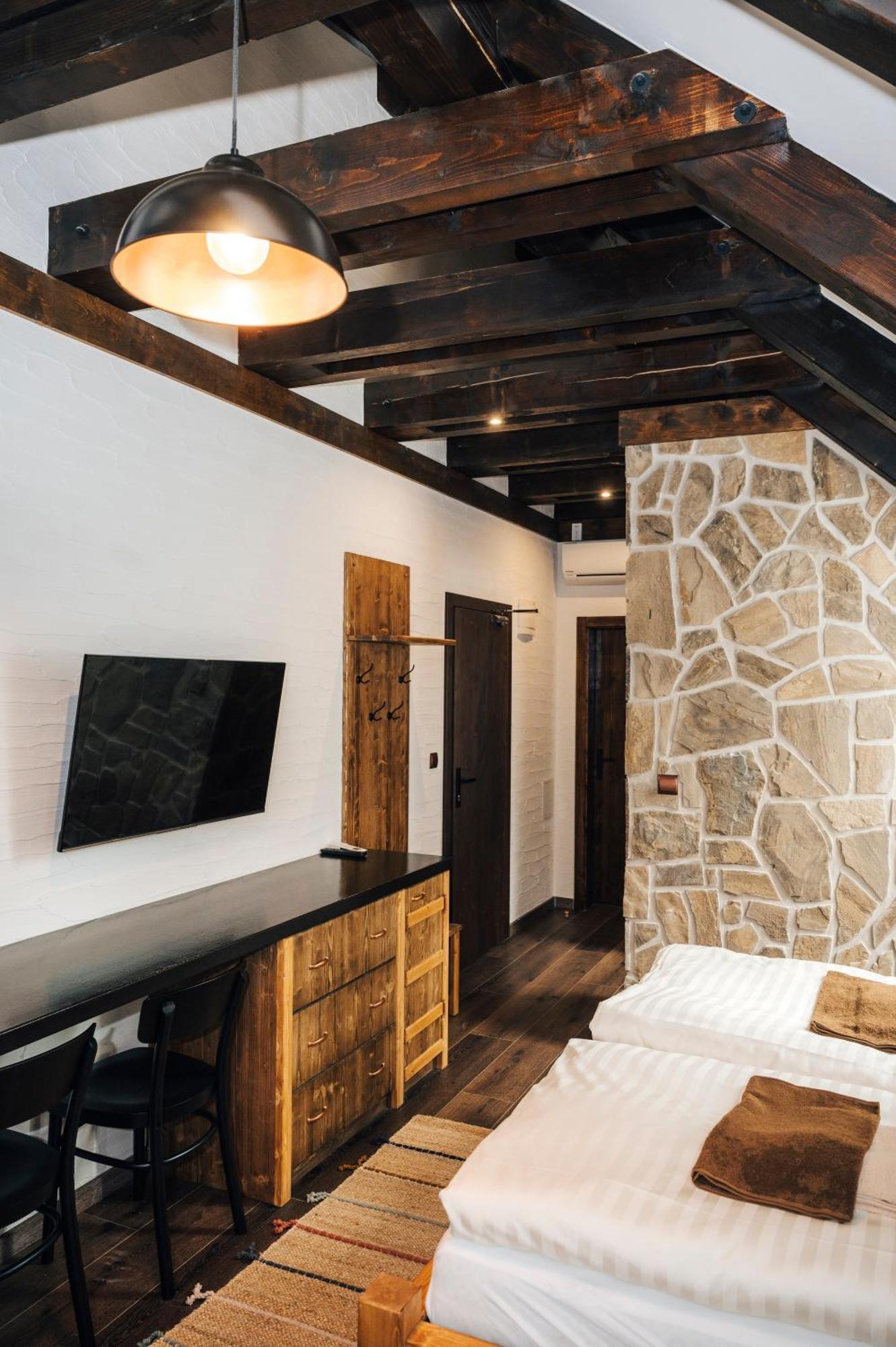 Nestville Apartments Hniezdne Dış mekan fotoğraf